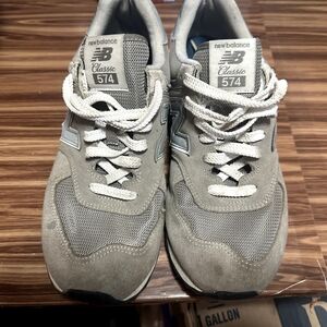 New Balance Men's 574 Gray Sneakers